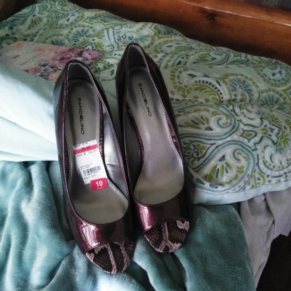 Platforms - Picture 3 of 3